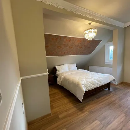 Antique Am Bahndamm Szálloda *