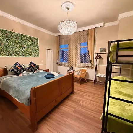 Antique Am Bahndamm *