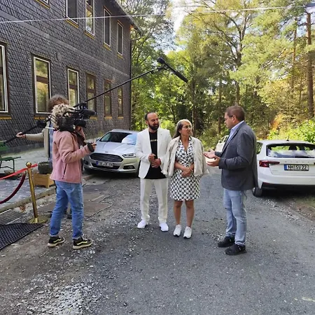 Antique Am Bahndamm Szálloda