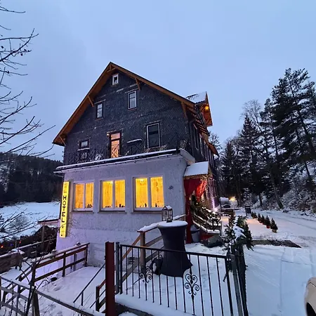 Antique Am Bahndamm *