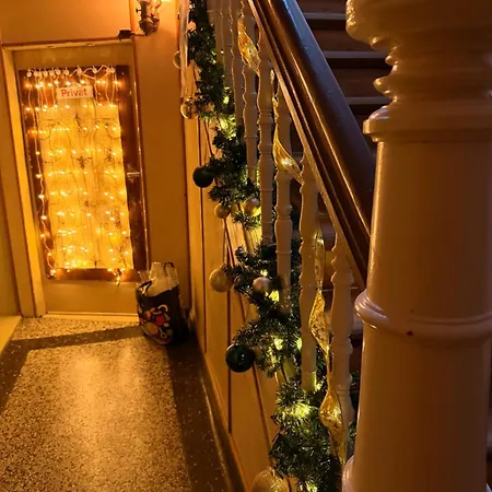 Antique Am Bahndamm * Schmiedefeld am Rennsteig