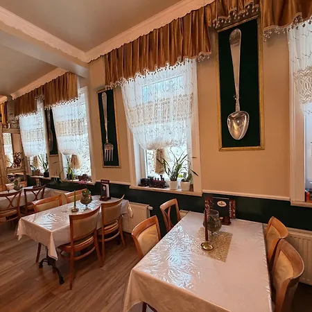 Szálloda Antique Am Bahndamm