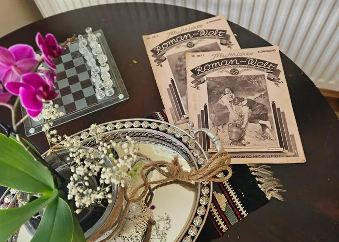 Antique Am Bahndamm *